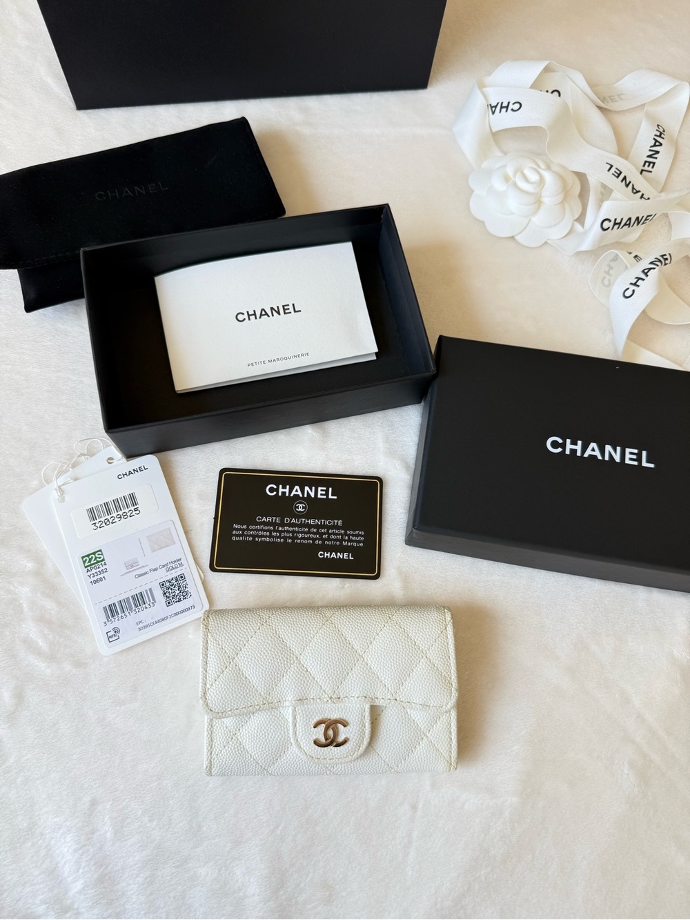 CHANEL Classic Flap Card Holder - Picture 8 of 9